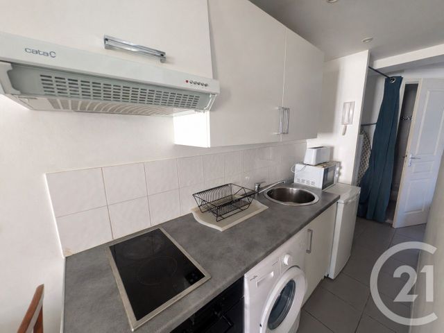 Appartement T2 &agrave; vendre - 2 pi&egrave;ces - 32 m2 - Toulon - 83 - PROVENCE-ALPES-COTE-D-AZUR