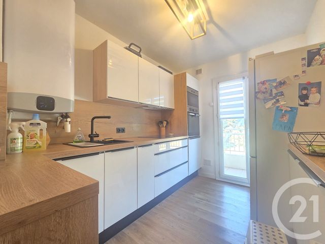 Appartement F4 &agrave; vendre - 4 pi&egrave;ces - 82 m2 - Toulon - 83 - PROVENCE-ALPES-COTE-D-AZUR