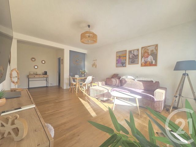 Appartement F4 &agrave; vendre - 4 pi&egrave;ces - 82 m2 - Toulon - 83 - PROVENCE-ALPES-COTE-D-AZUR