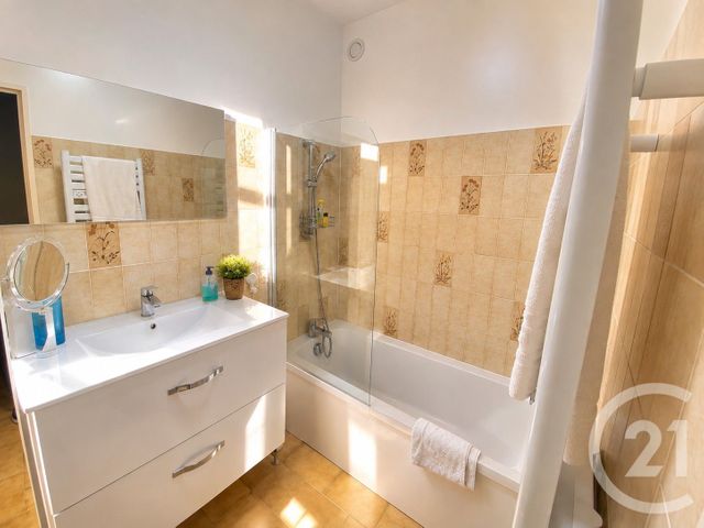 Appartement F3 &agrave; vendre - 3 pi&egrave;ces - 73 m2 - Toulon - 83 - PROVENCE-ALPES-COTE-D-AZUR