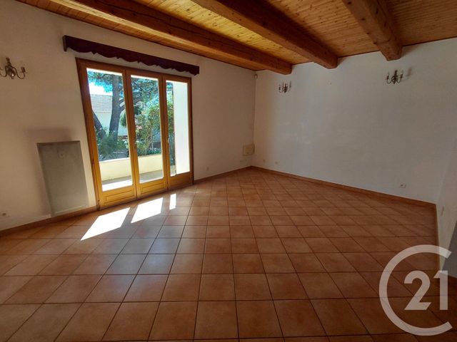 Maison &agrave; louer - 4 pi&egrave;ces - 97,76 m2 - Toulon - 83 - PROVENCE-ALPES-COTE-D-AZUR