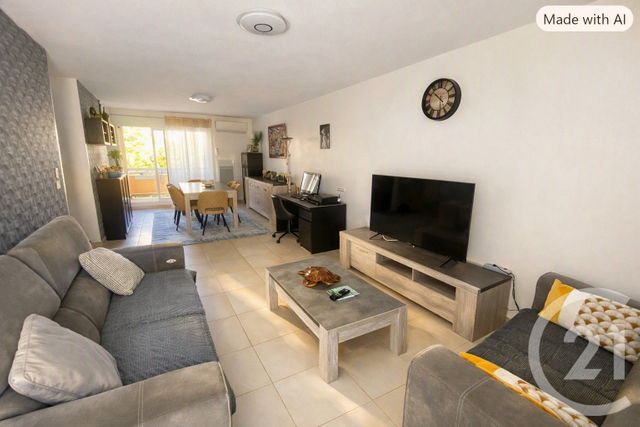 Appartement F5 &agrave; vendre - 5 pi&egrave;ces - 97 m2 - Toulon - 83 - PROVENCE-ALPES-COTE-D-AZUR