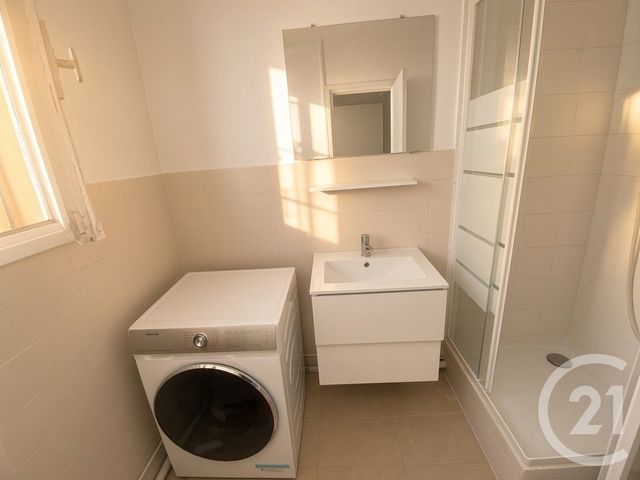 Appartement F1 &agrave; vendre - 1 pi&egrave;ce - 37 m2 - Toulon - 83 - PROVENCE-ALPES-COTE-D-AZUR