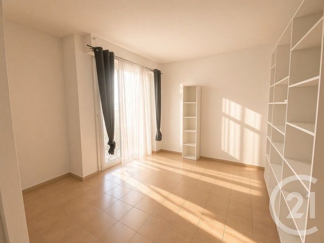 Appartement F1 &agrave; vendre - 1 pi&egrave;ce - 37 m2 - Toulon - 83 - PROVENCE-ALPES-COTE-D-AZUR