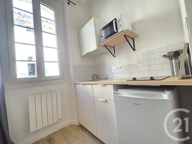 Appartement F1 &agrave; vendre - 1 pi&egrave;ce - 23 m2 - Toulon - 83 - PROVENCE-ALPES-COTE-D-AZUR