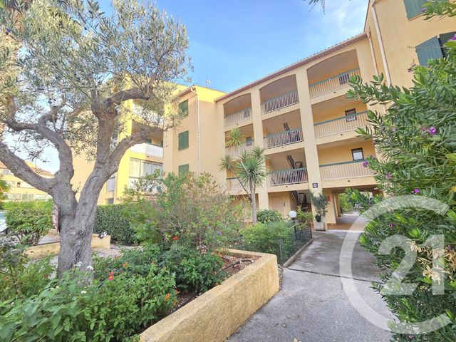 Appartement F1 &agrave; vendre - 1 pi&egrave;ce - 22,09 m2 - Sanary Sur Mer - 83 - PROVENCE-ALPES-COTE-D-AZUR