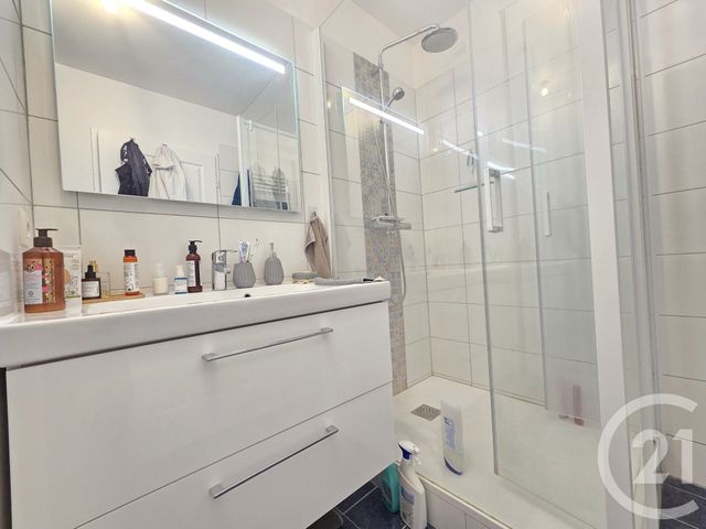 Appartement F2 &agrave; vendre - 2 pi&egrave;ces - 46,17 m2 - Toulon - 83 - PROVENCE-ALPES-COTE-D-AZUR