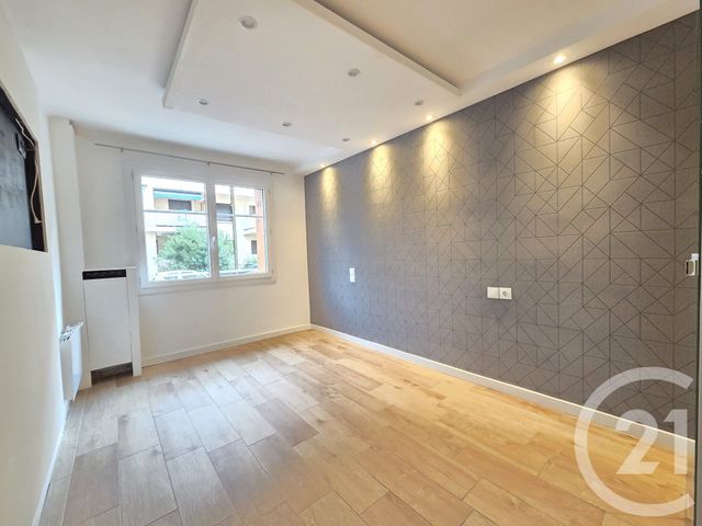 Appartement F3 &agrave; vendre - 3 pi&egrave;ces - 52,13 m2 - Toulon - 83 - PROVENCE-ALPES-COTE-D-AZUR