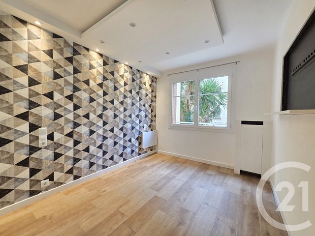 Appartement F3 &agrave; vendre - 3 pi&egrave;ces - 52,13 m2 - Toulon - 83 - PROVENCE-ALPES-COTE-D-AZUR