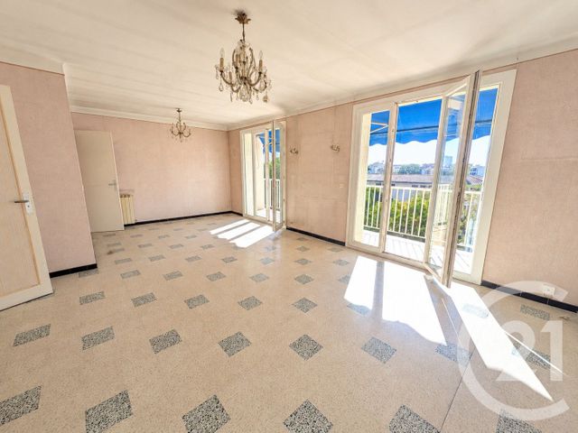 Appartement T5 &agrave; vendre - 5 pi&egrave;ces - 83,36 m2 - Toulon - 83 - PROVENCE-ALPES-COTE-D-AZUR