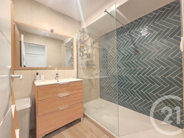 Appartement F3 &agrave; vendre - 3 pi&egrave;ces - 68 m2 - Cuers - 83 - PROVENCE-ALPES-COTE-D-AZUR