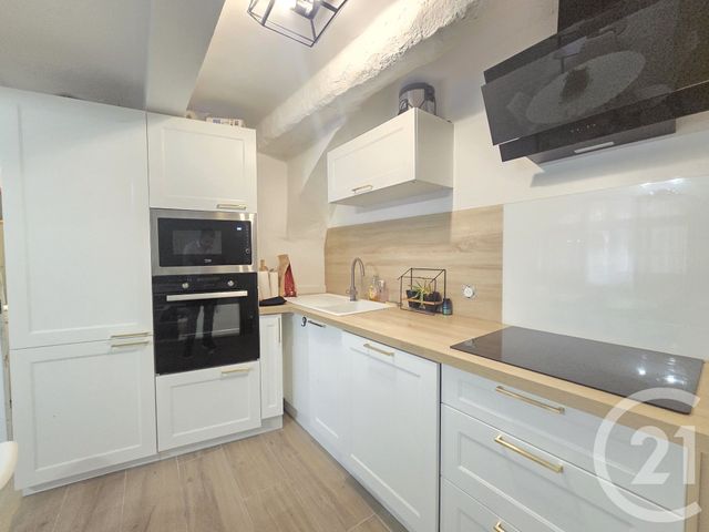 Appartement F3 &agrave; vendre - 3 pi&egrave;ces - 68 m2 - Cuers - 83 - PROVENCE-ALPES-COTE-D-AZUR
