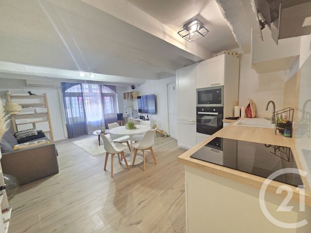 Appartement F3 &agrave; vendre - 3 pi&egrave;ces - 68 m2 - Cuers - 83 - PROVENCE-ALPES-COTE-D-AZUR
