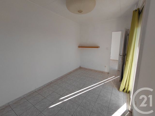 Appartement F5 &agrave; louer - 5 pi&egrave;ces - 74 m2 - Toulon - 83 - PROVENCE-ALPES-COTE-D-AZUR