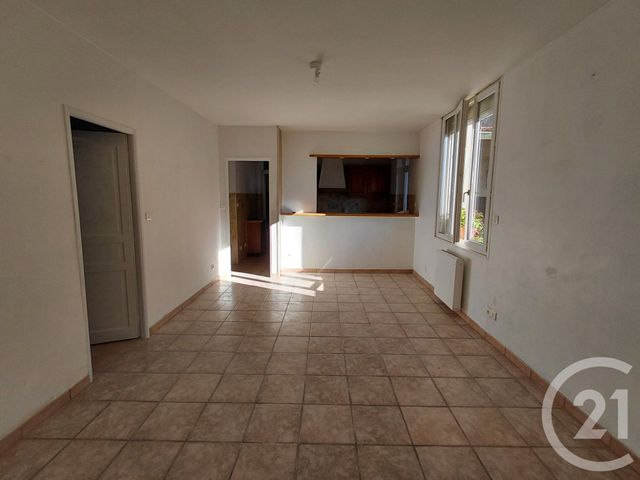 Appartement F5 &agrave; louer - 5 pi&egrave;ces - 74 m2 - Toulon - 83 - PROVENCE-ALPES-COTE-D-AZUR