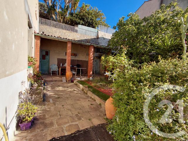 Appartement F5 &agrave; louer - 5 pi&egrave;ces - 74 m2 - Toulon - 83 - PROVENCE-ALPES-COTE-D-AZUR
