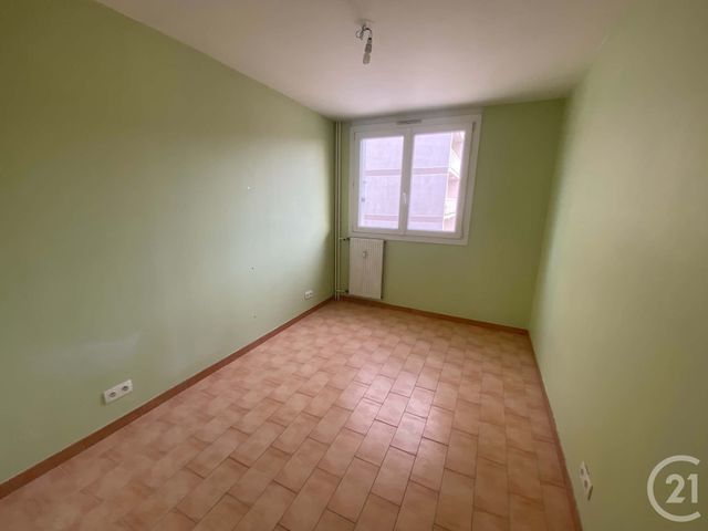 Appartement T5 &agrave; vendre - 5 pi&egrave;ces - 81,75 m2 - Toulon - 83 - PROVENCE-ALPES-COTE-D-AZUR