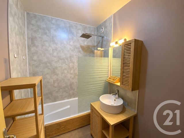 Appartement T5 &agrave; vendre - 5 pi&egrave;ces - 81,75 m2 - Toulon - 83 - PROVENCE-ALPES-COTE-D-AZUR