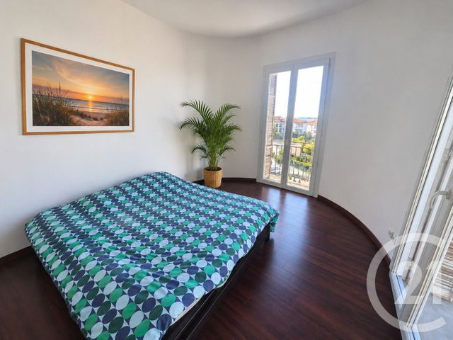 Appartement T5 &agrave; vendre - 5 pi&egrave;ces - 114,94 m2 - Toulon - 83 - PROVENCE-ALPES-COTE-D-AZUR