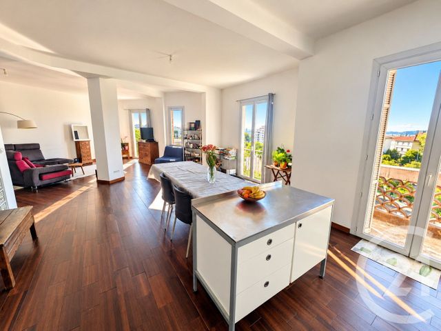 Appartement T5 &agrave; vendre - 5 pi&egrave;ces - 114,94 m2 - Toulon - 83 - PROVENCE-ALPES-COTE-D-AZUR