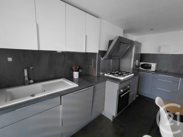 Appartement F3 &agrave; louer - 3 pi&egrave;ces - 56 m2 - Toulon - 83 - PROVENCE-ALPES-COTE-D-AZUR