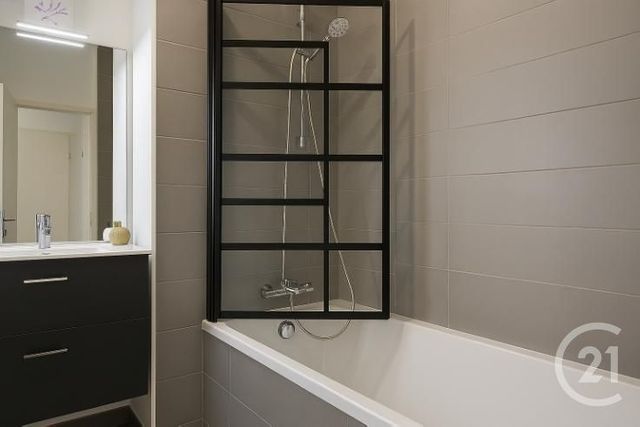 Appartement F3 &agrave; vendre - 3 pi&egrave;ces - 59,07 m2 - Sallanches - 74 - RHONE-ALPES