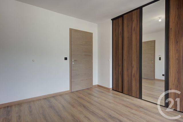 Appartement F4 &agrave; louer - 4 pi&egrave;ces - 87,92 m2 - Sallanches - 74 - RHONE-ALPES