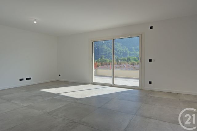 Appartement F4 &agrave; louer - 4 pi&egrave;ces - 87,92 m2 - Sallanches - 74 - RHONE-ALPES