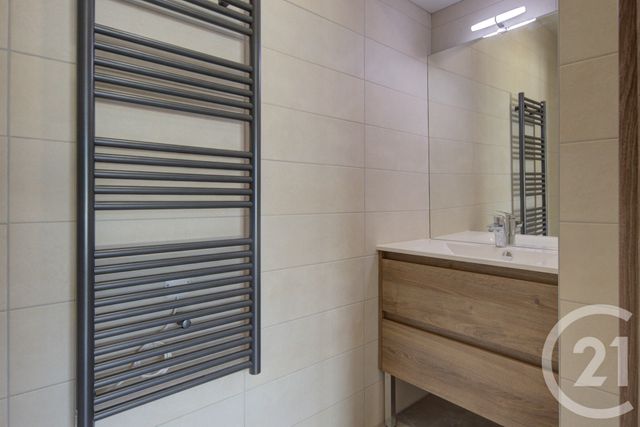 Appartement F4 &agrave; louer - 4 pi&egrave;ces - 87,92 m2 - Sallanches - 74 - RHONE-ALPES