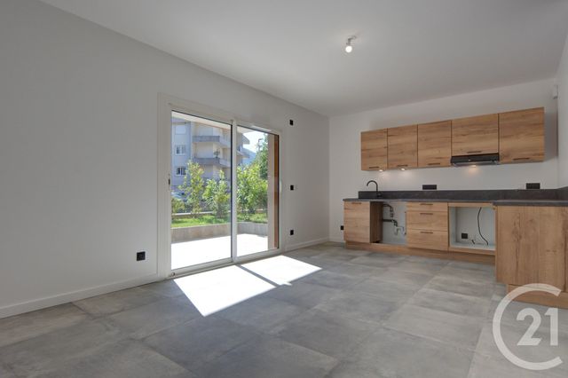 Appartement T3 &agrave; louer - 3 pi&egrave;ces - 56,66 m2 - Sallanches - 74 - RHONE-ALPES