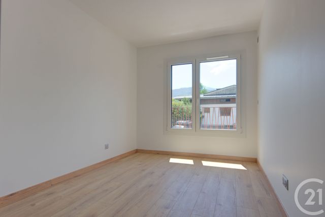 Appartement T3 &agrave; louer - 3 pi&egrave;ces - 79,18 m2 - Sallanches - 74 - RHONE-ALPES