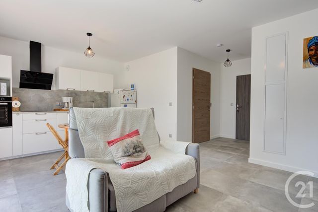 Appartement F3 &agrave; vendre - 3 pi&egrave;ces - 55,81 m2 - Sallanches - 74 - RHONE-ALPES