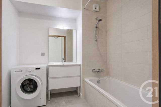 Appartement F3 &agrave; vendre - 3 pi&egrave;ces - 55,81 m2 - Sallanches - 74 - RHONE-ALPES