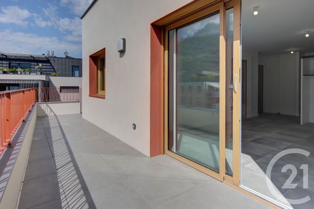 Appartement T2 &agrave; louer - 2 pi&egrave;ces - 45,07 m2 - Sallanches - 74 - RHONE-ALPES