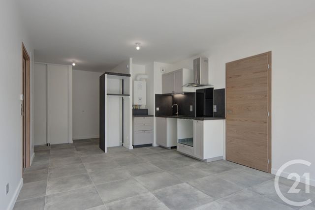Appartement T2 &agrave; louer - 2 pi&egrave;ces - 45,07 m2 - Sallanches - 74 - RHONE-ALPES