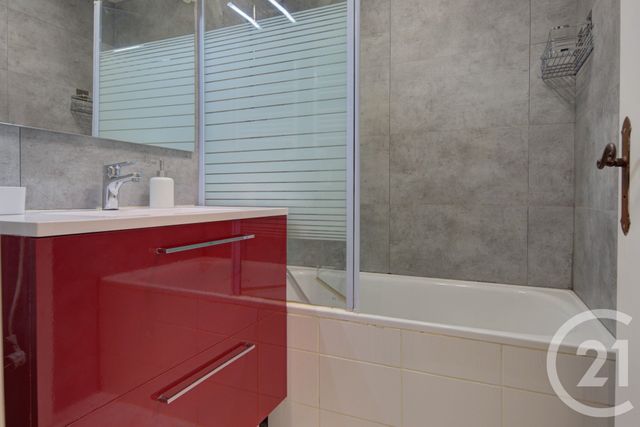 Appartement F1 bis &agrave; louer - 2 pi&egrave;ces - 31,90 m2 - Sallanches - 74 - RHONE-ALPES