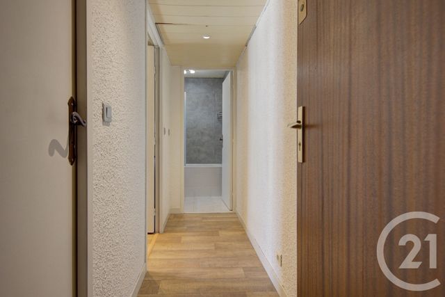 Appartement F1 bis &agrave; louer - 2 pi&egrave;ces - 31,90 m2 - Sallanches - 74 - RHONE-ALPES