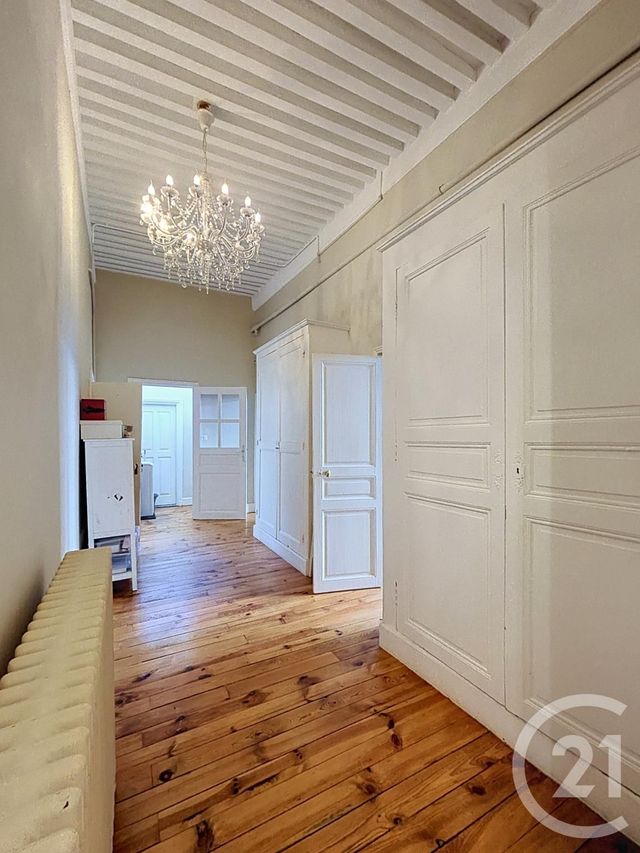 Appartement F6 &agrave; vendre - 6 pi&egrave;ces - 195 m2 - Riom - 63 - AUVERGNE