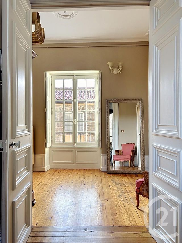 Appartement F6 &agrave; vendre - 6 pi&egrave;ces - 195 m2 - Riom - 63 - AUVERGNE