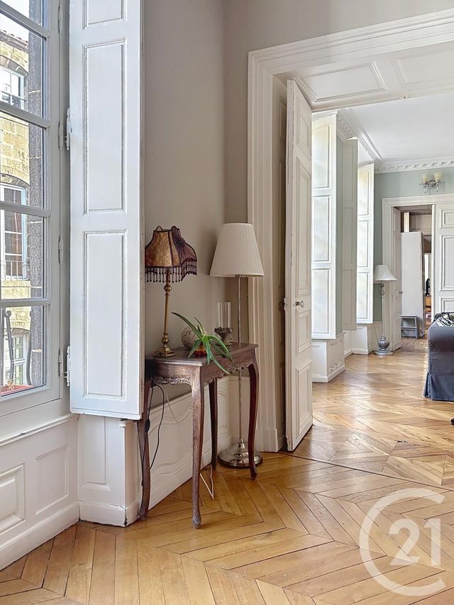 Appartement 6 pièces 195 m² · à Riom · 195 m² · 349 000 €