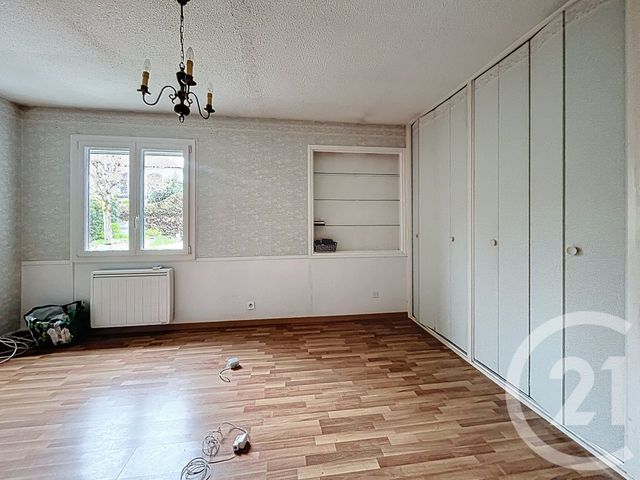 Maison &agrave; vendre - 4 pi&egrave;ces - 100 m2 - Riom - 63 - AUVERGNE