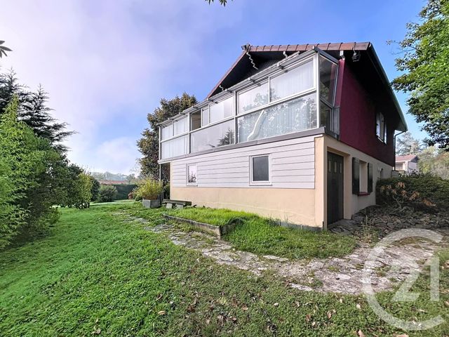 Maison à vendre - 4 pièces - 145,04 m2 - Chatel Guyon - 63 - AUVERGNE