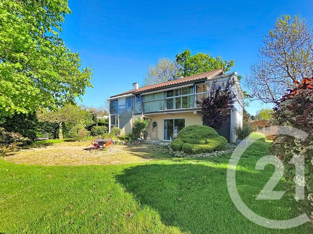 maison - CHATEL GUYON - 63