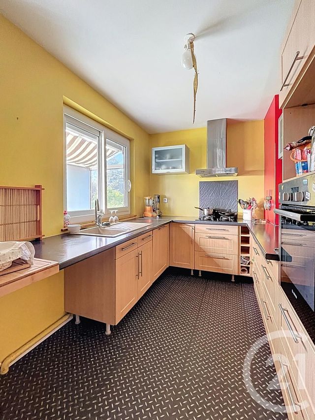 Maison à vendre - 4 pièces - 145,04 m2 - Chatel Guyon - 63 - AUVERGNE