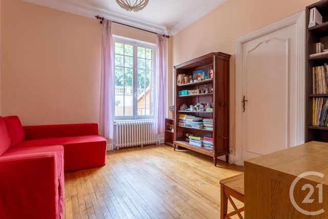 Maison à vendre - 7 pièces - 188 m2 - Chatel Guyon - 63 - AUVERGNE