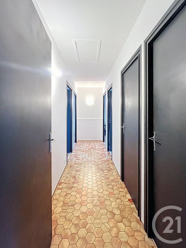 Maison à vendre - 4 pièces - 135 m2 - Chateaugay - 63 - AUVERGNE