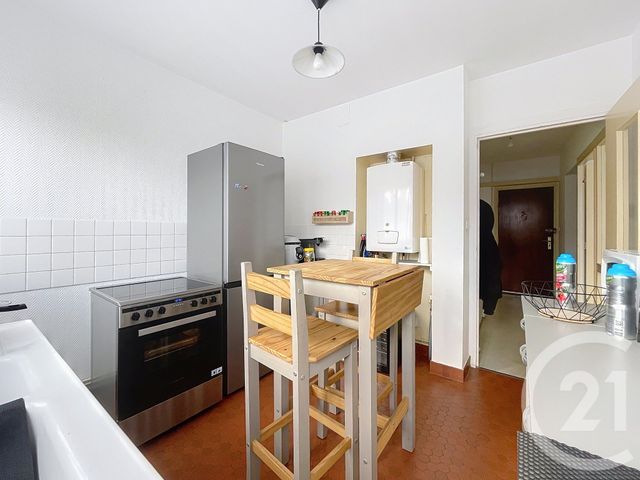 Appartement F4 &agrave; vendre - 4 pi&egrave;ces - 74 m2 - Riom - 63 - AUVERGNE
