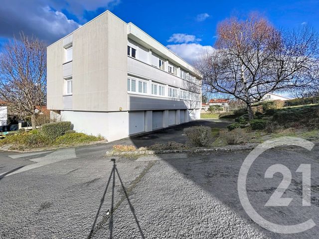 Appartement F4 &agrave; vendre - 4 pi&egrave;ces - 74 m2 - Riom - 63 - AUVERGNE