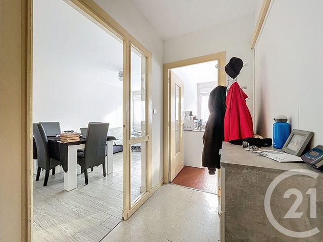 Appartement F4 &agrave; vendre - 4 pi&egrave;ces - 74 m2 - Riom - 63 - AUVERGNE