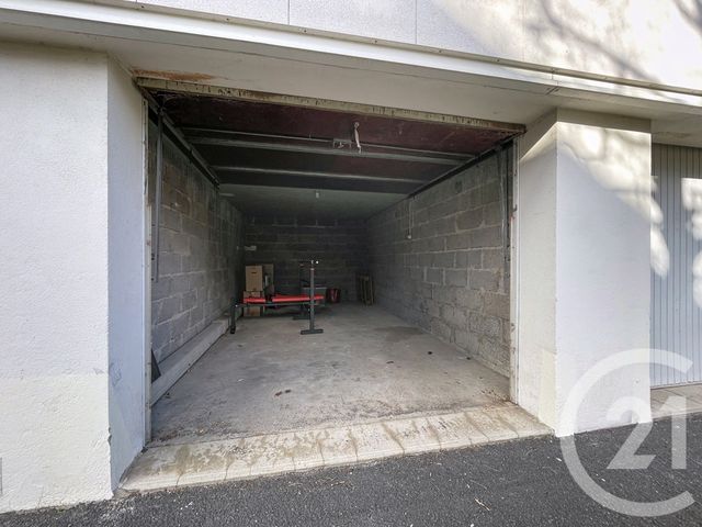 Appartement F4 &agrave; vendre - 4 pi&egrave;ces - 74 m2 - Riom - 63 - AUVERGNE